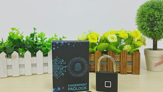 Smart Fingerprint Padlock Waterproof Zinc Alloy Biometric Padlocks With Buit-in Rechargeable Battery Door Lock